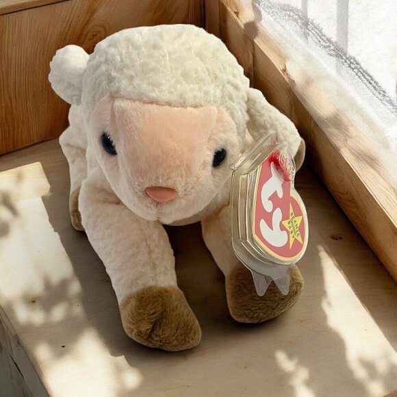 TY Beanie Babies "Ewey" The Lamb 8" Plush Toy Collectible 1999 NWT - Picture 1 of 6